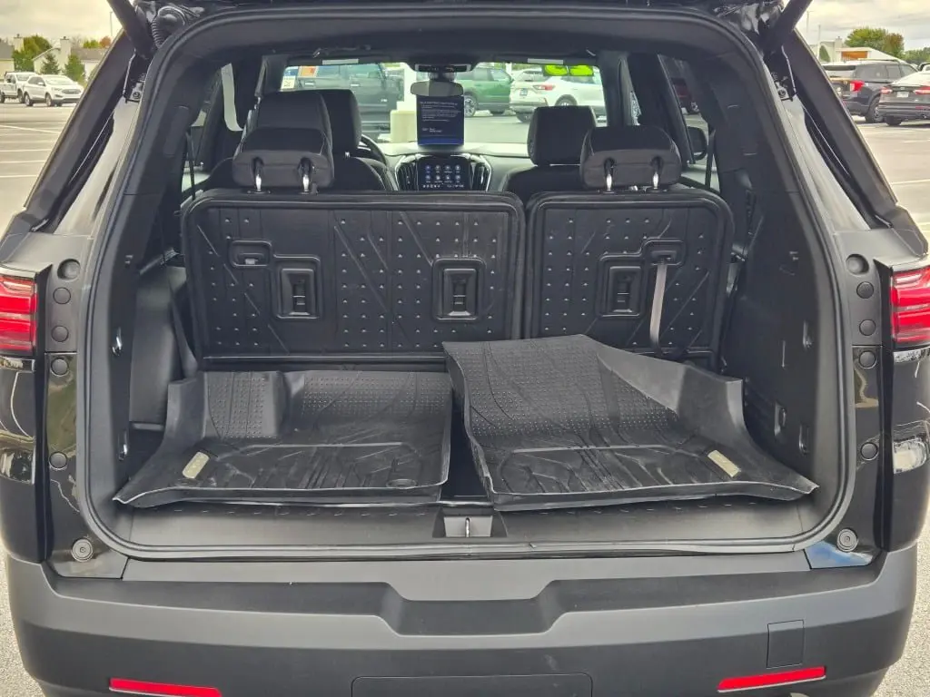 2023 Chevrolet Traverse - $32,236