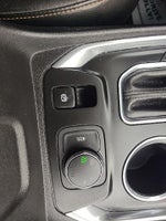 2019 Traverse Thumbnail 17