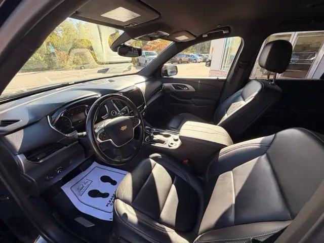 2022 Chevrolet Traverse - $23,495