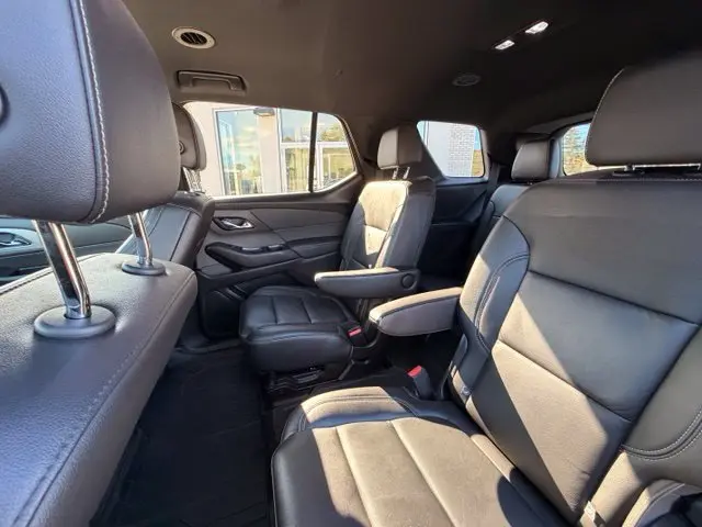 2022 Chevrolet Traverse - $23,495