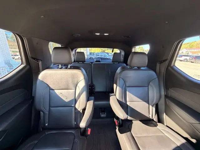 2022 Chevrolet Traverse - $23,495