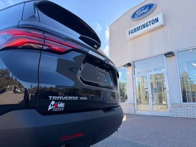 2022 Chevrolet Traverse - $23,495