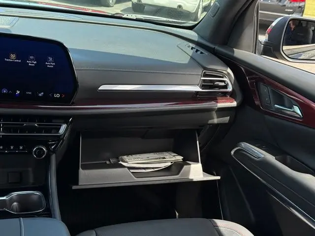 2024 Chevrolet Traverse - $38,500