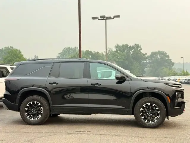 2024 Chevrolet Traverse - $38,500