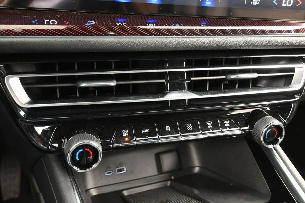 2026 Chevrolet Traverse - $45,994