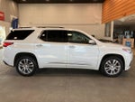 2019 Traverse Thumbnail 4
