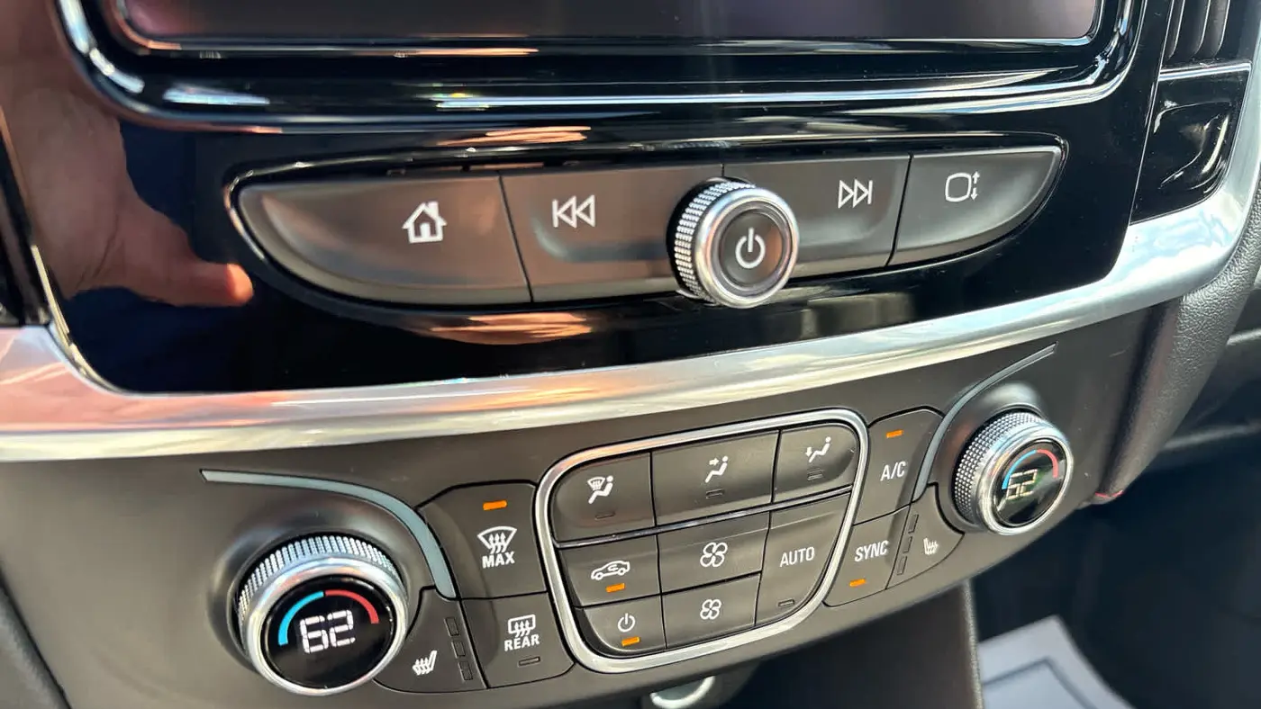 2023 Chevrolet Traverse RS