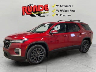 2022 Chevrolet Traverse with Cherry Red Tintcoat Exterior