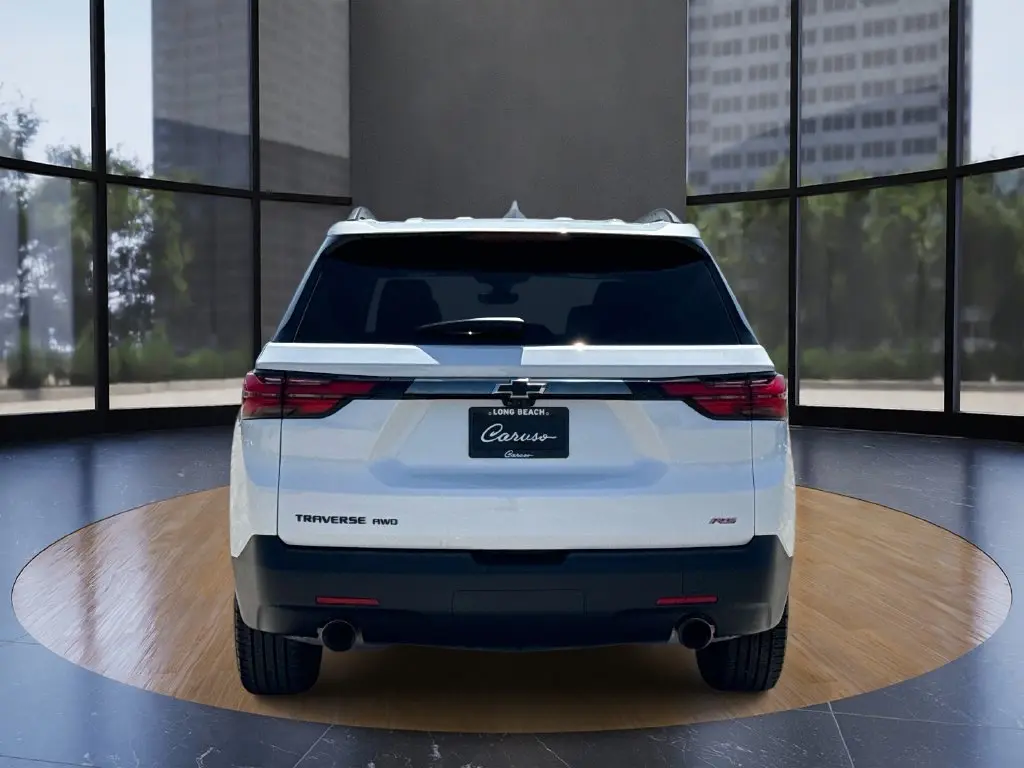 2023 Chevrolet Traverse - $39,995