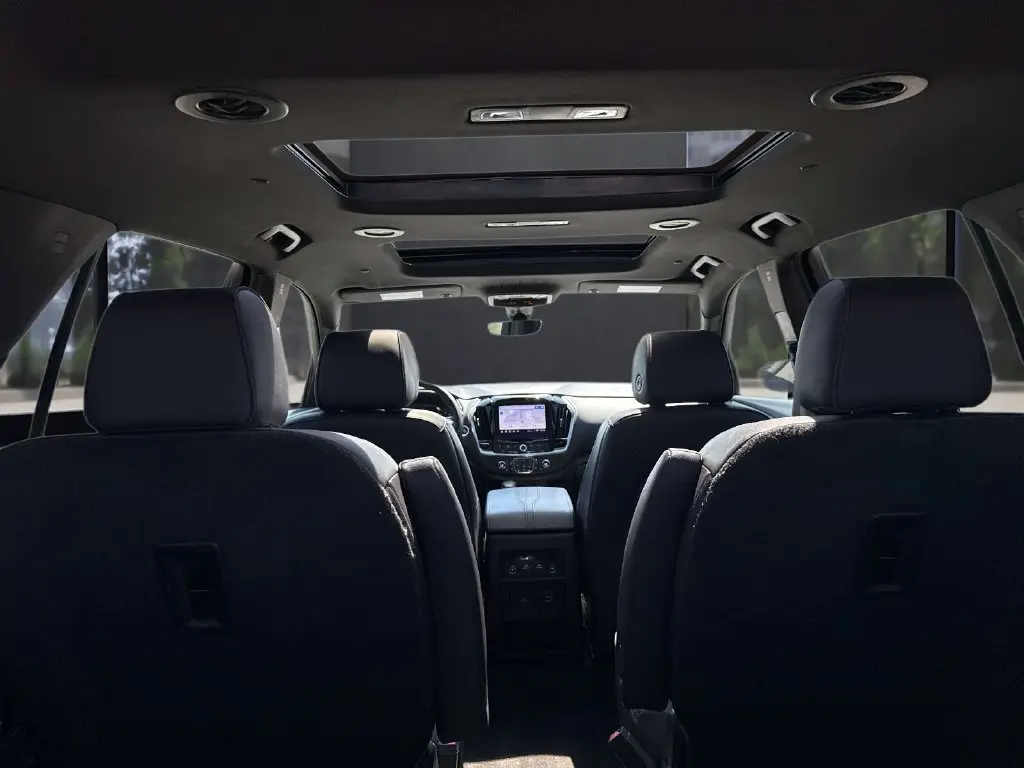 2023 Chevrolet Traverse - $39,995
