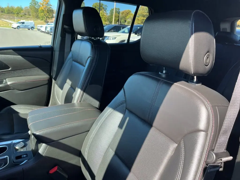 2023 Chevrolet Traverse - $34,400