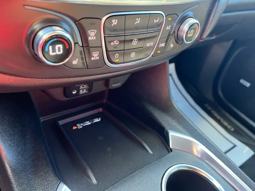 2023 Chevrolet Traverse - $34,400