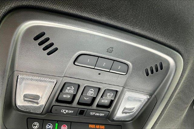 2023 Chevrolet Traverse - $34,500