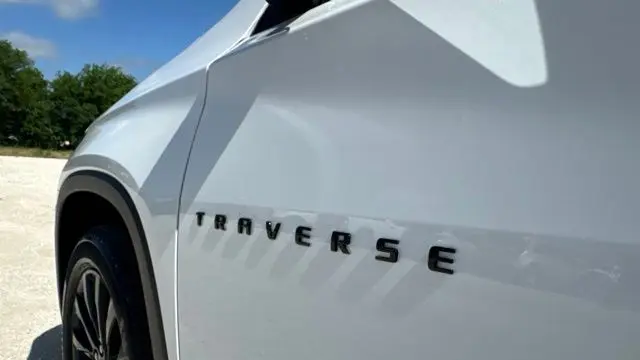 2023 Chevrolet Traverse RS