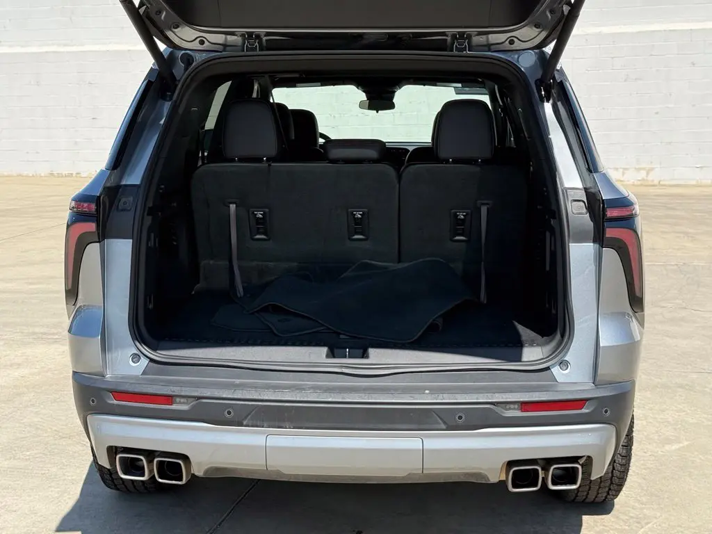 2025 Chevrolet Traverse - $40,489
