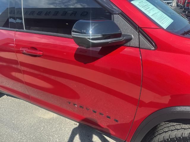 2025 Chevrolet Traverse - $43,995
