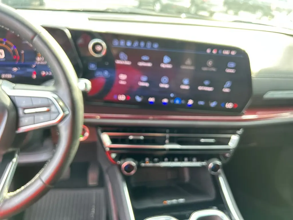 2025 Chevrolet Traverse - $46,799