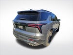 2025 Traverse Thumbnail 18
