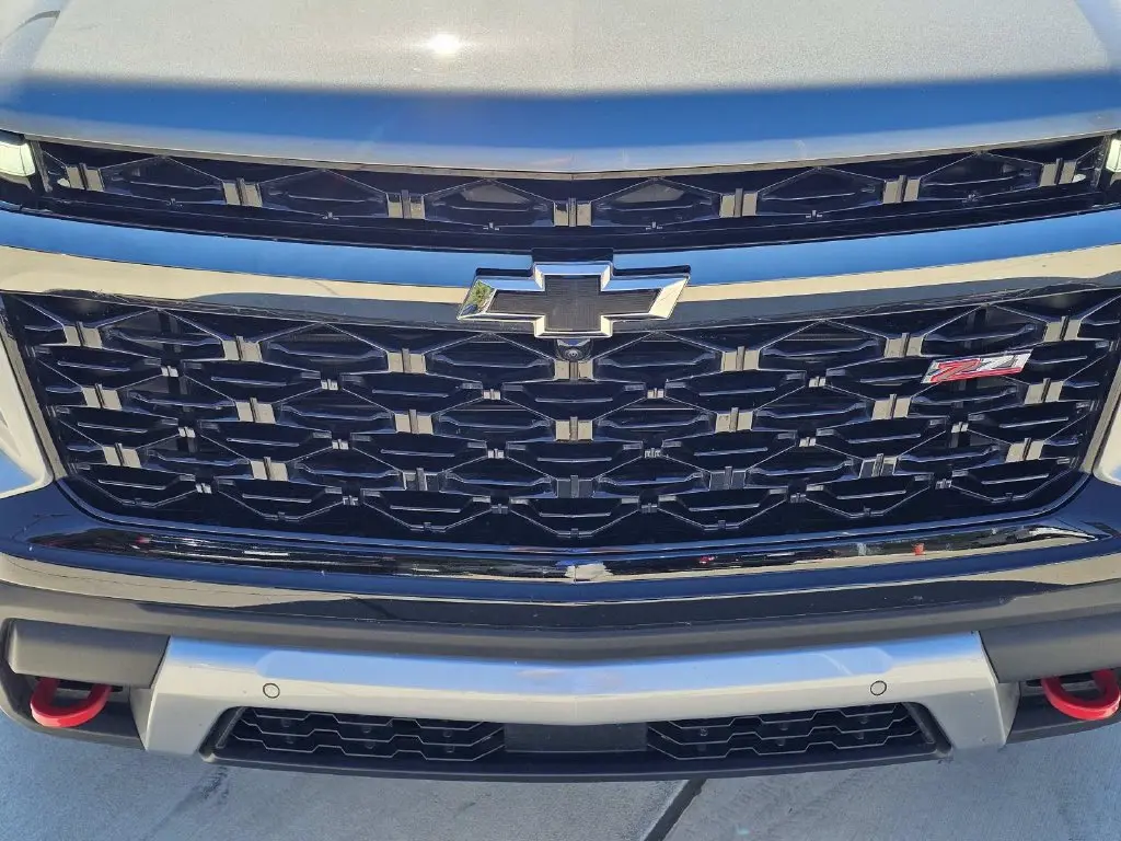 2025 Chevrolet Traverse - $44,000