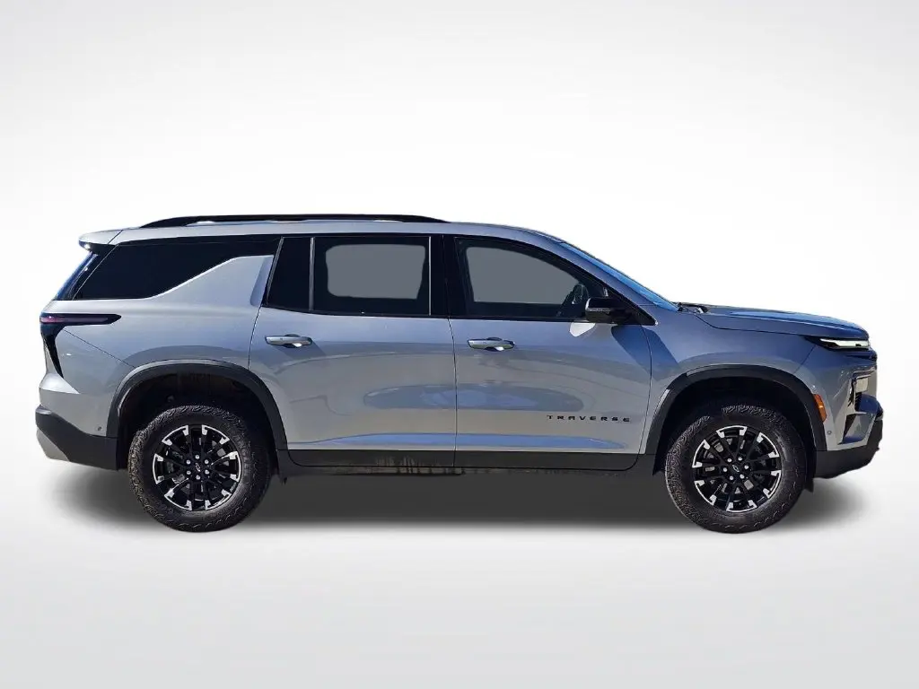 2025 Chevrolet Traverse - $44,000