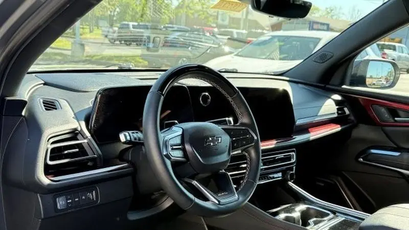 2025 Chevrolet Traverse Z71