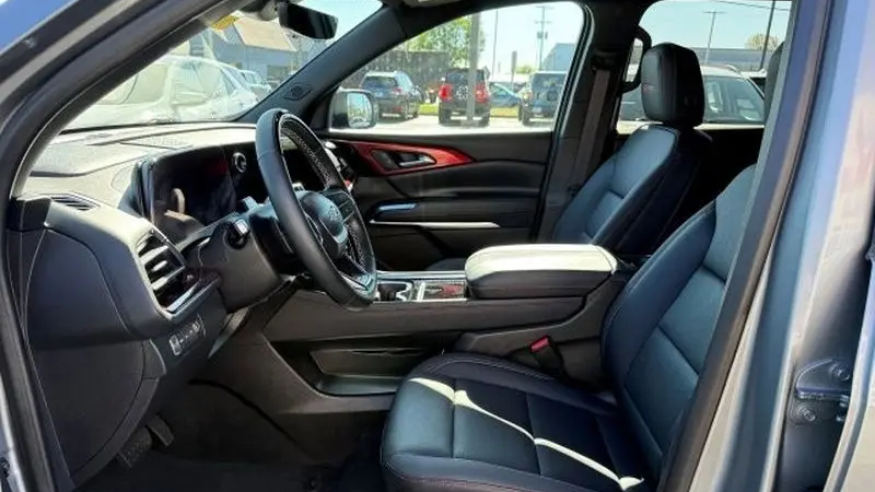 2025 Chevrolet Traverse Z71