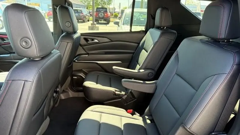 2025 Chevrolet Traverse Z71