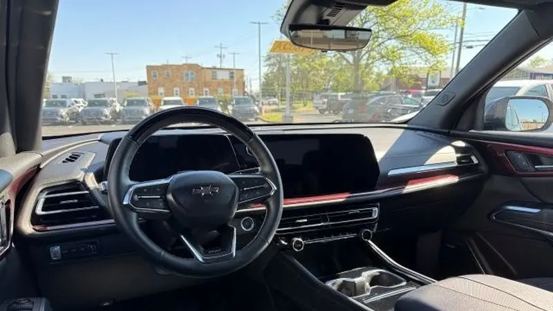 2025 Chevrolet Traverse Z71