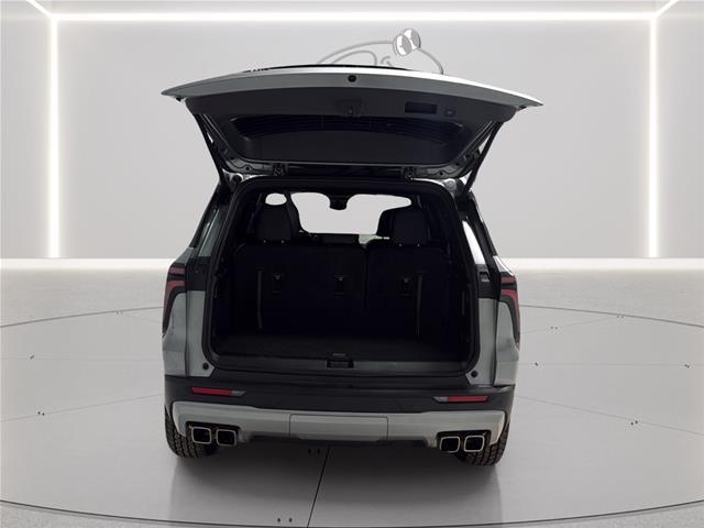 2025 Chevrolet Traverse - $41,000
