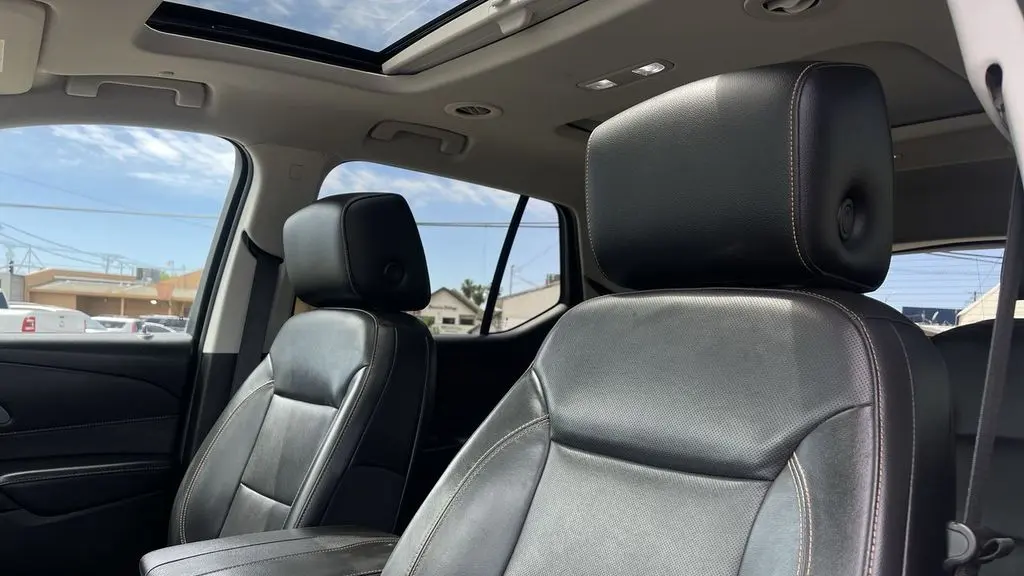 2021 Chevrolet Traverse Premier