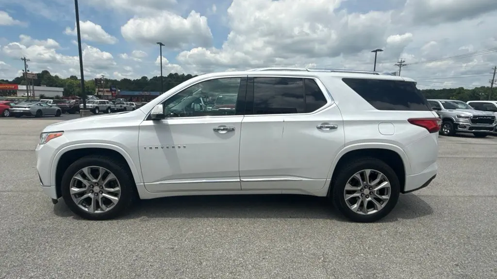 2021 Chevrolet Traverse Premier