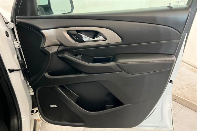 2023 Chevrolet Traverse - $28,999