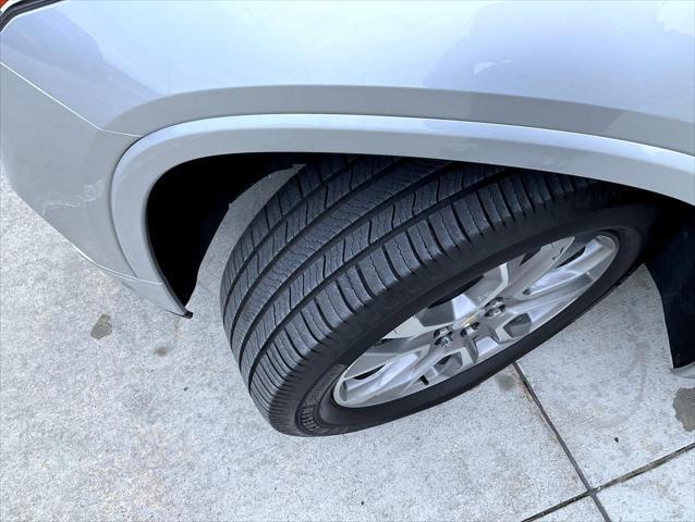 2021 Chevrolet Traverse - $23,700