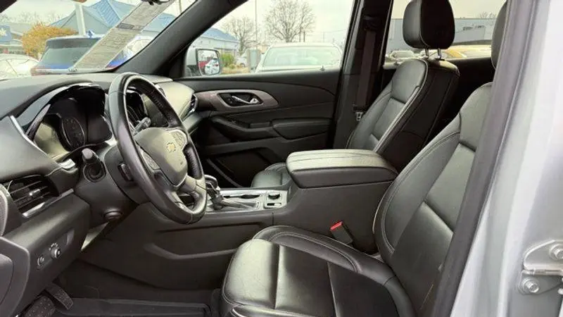 2022 Chevrolet Traverse Premier