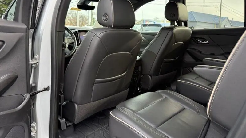 2022 Chevrolet Traverse Premier