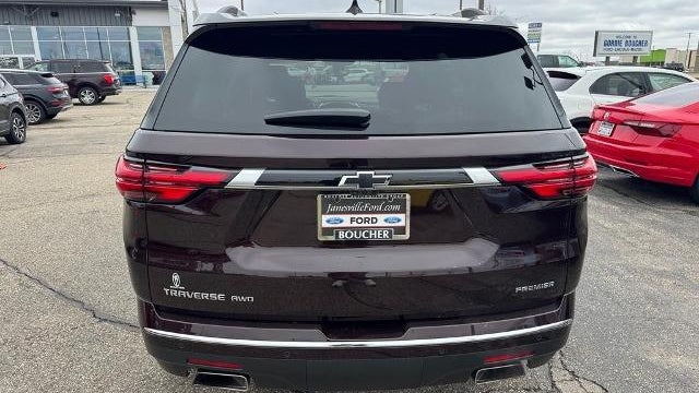 2023 Chevrolet Traverse Premier