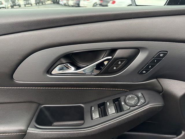 2021 Chevrolet Traverse - $24,999
