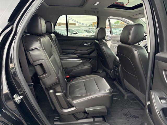 2021 Chevrolet Traverse - $24,999
