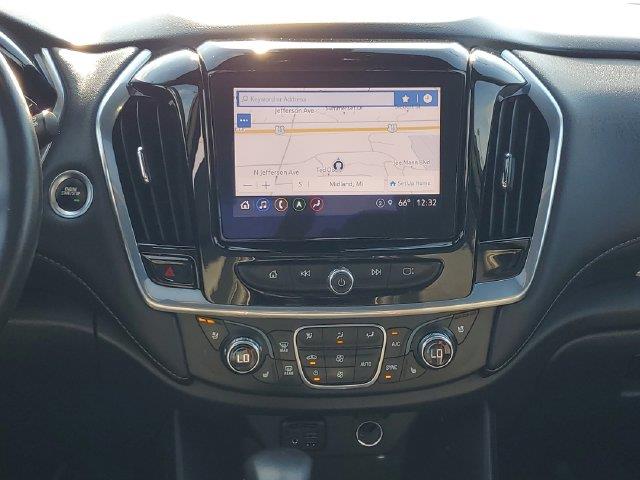 2022 Chevrolet Traverse - $27,900