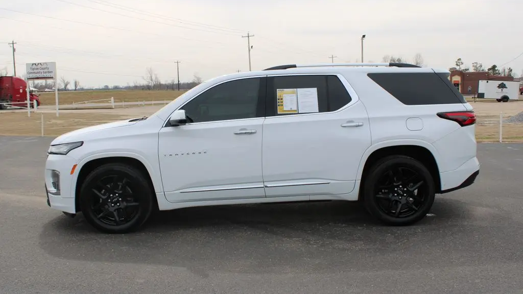 2023 Chevrolet Traverse Premier