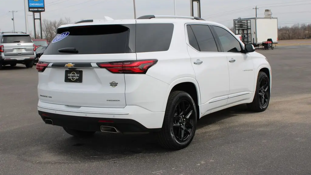 2023 Chevrolet Traverse Premier