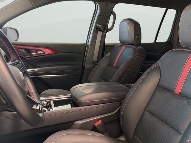 2024 Chevrolet Traverse - $42,500