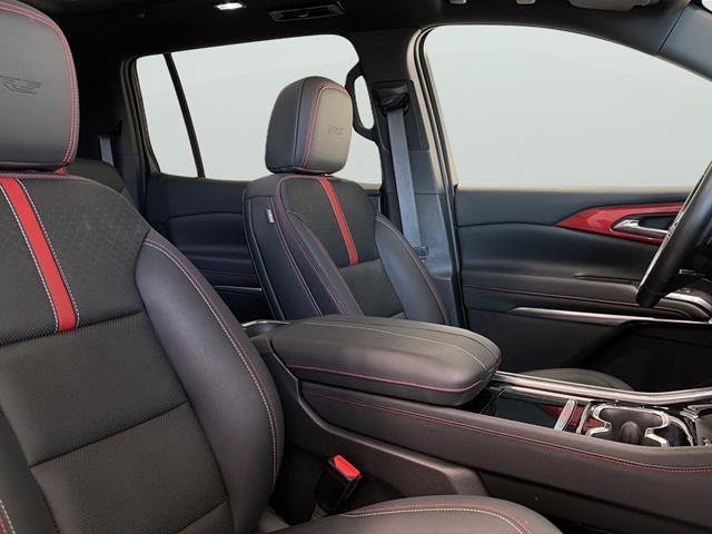 2024 Chevrolet Traverse - $42,500