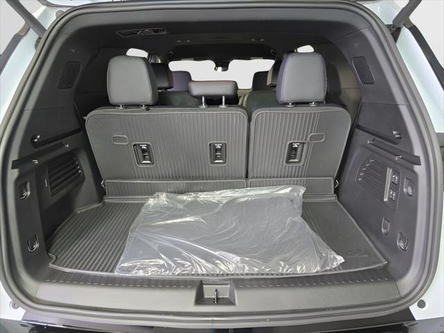 2026 Chevrolet Traverse - $57,770