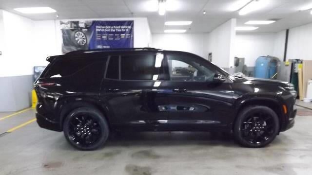 2025 Chevrolet Traverse RS