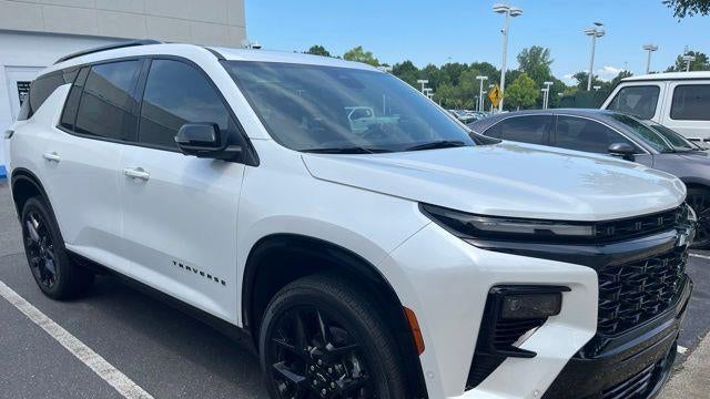 2025 Chevrolet Traverse RS