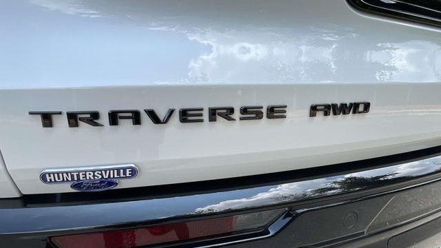 2025 Chevrolet Traverse RS