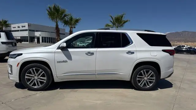 2023 Chevrolet Traverse High Country