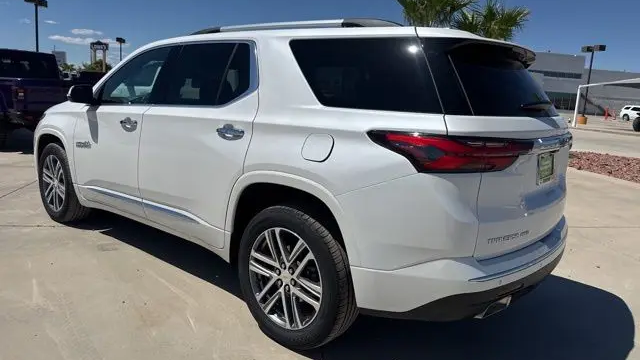 2023 Chevrolet Traverse High Country