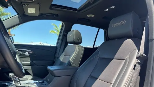2023 Chevrolet Traverse High Country